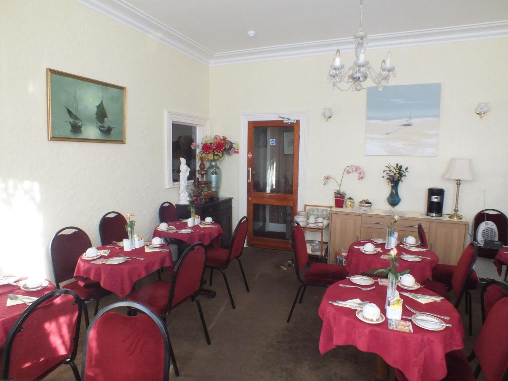 Taormina Guest House Тенбі Екстер'єр фото